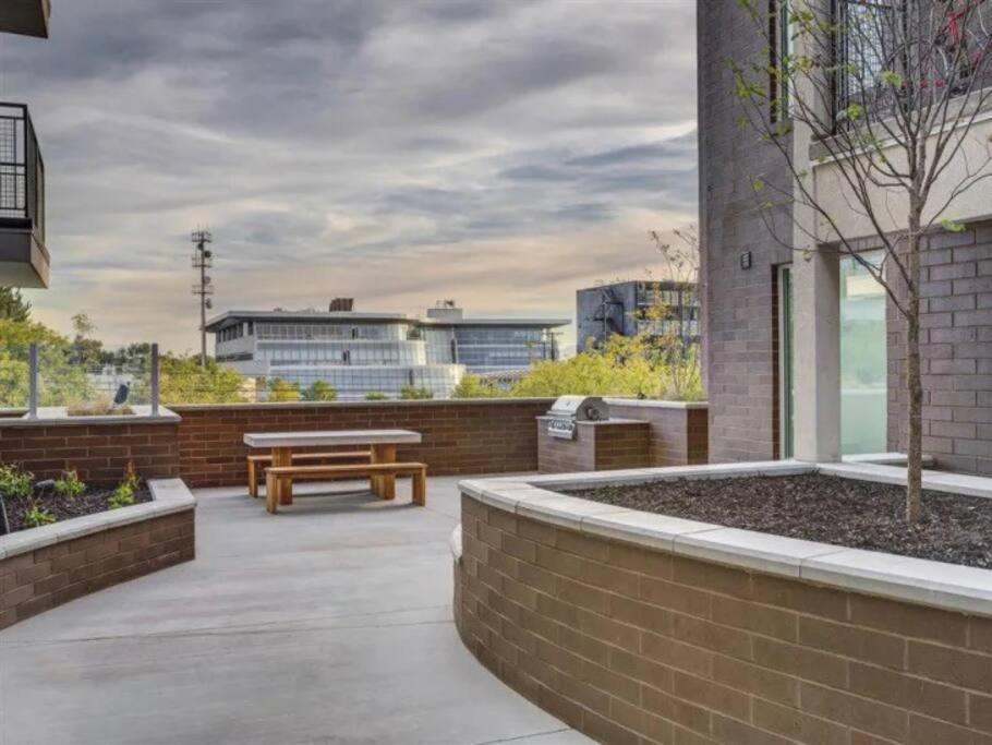 Apartamento Luxurious Retreat In Slc Salt Lake City Exterior foto